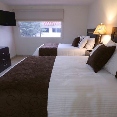 Mision Express Saltillo Exterior foto