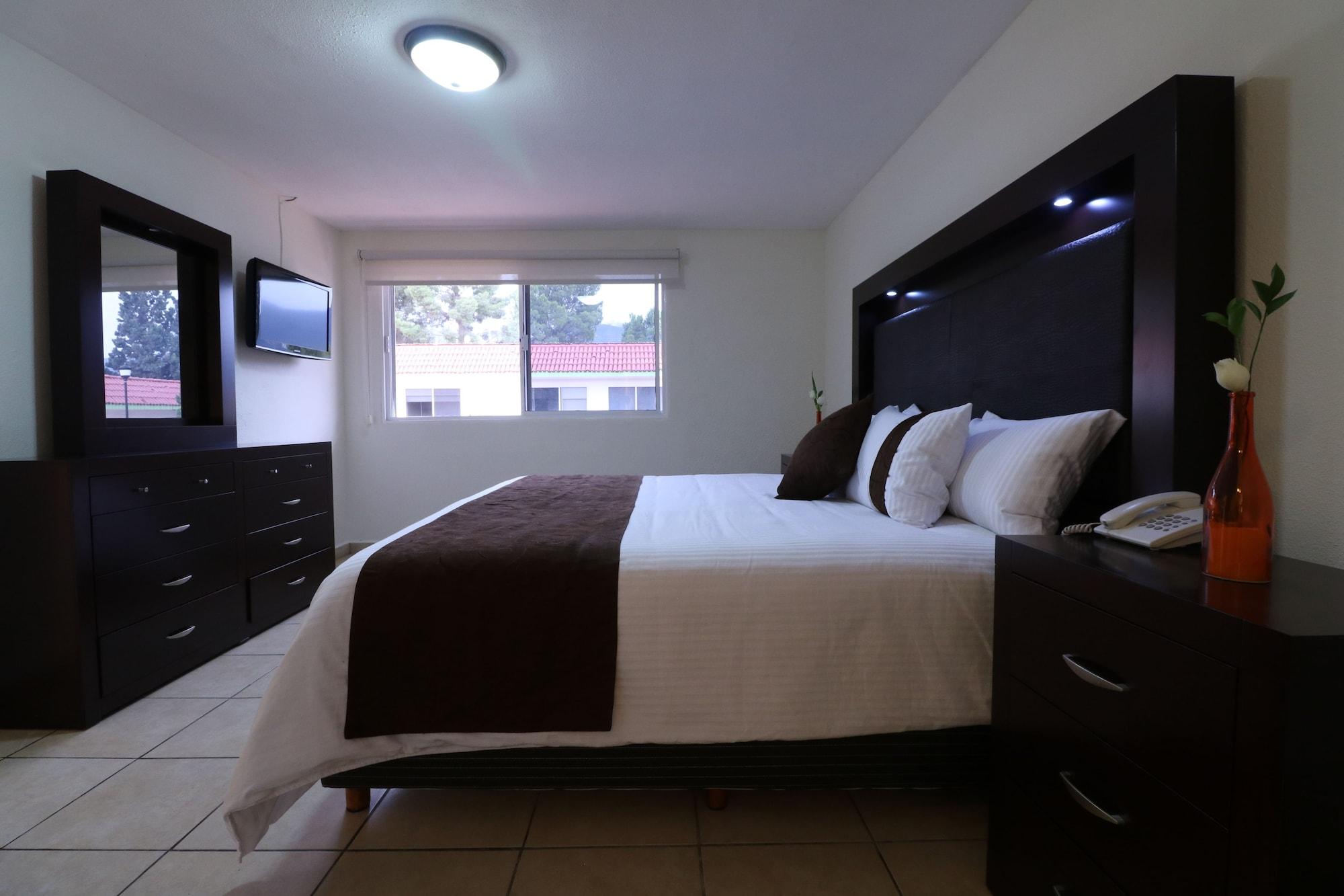 Mision Express Saltillo Exterior foto