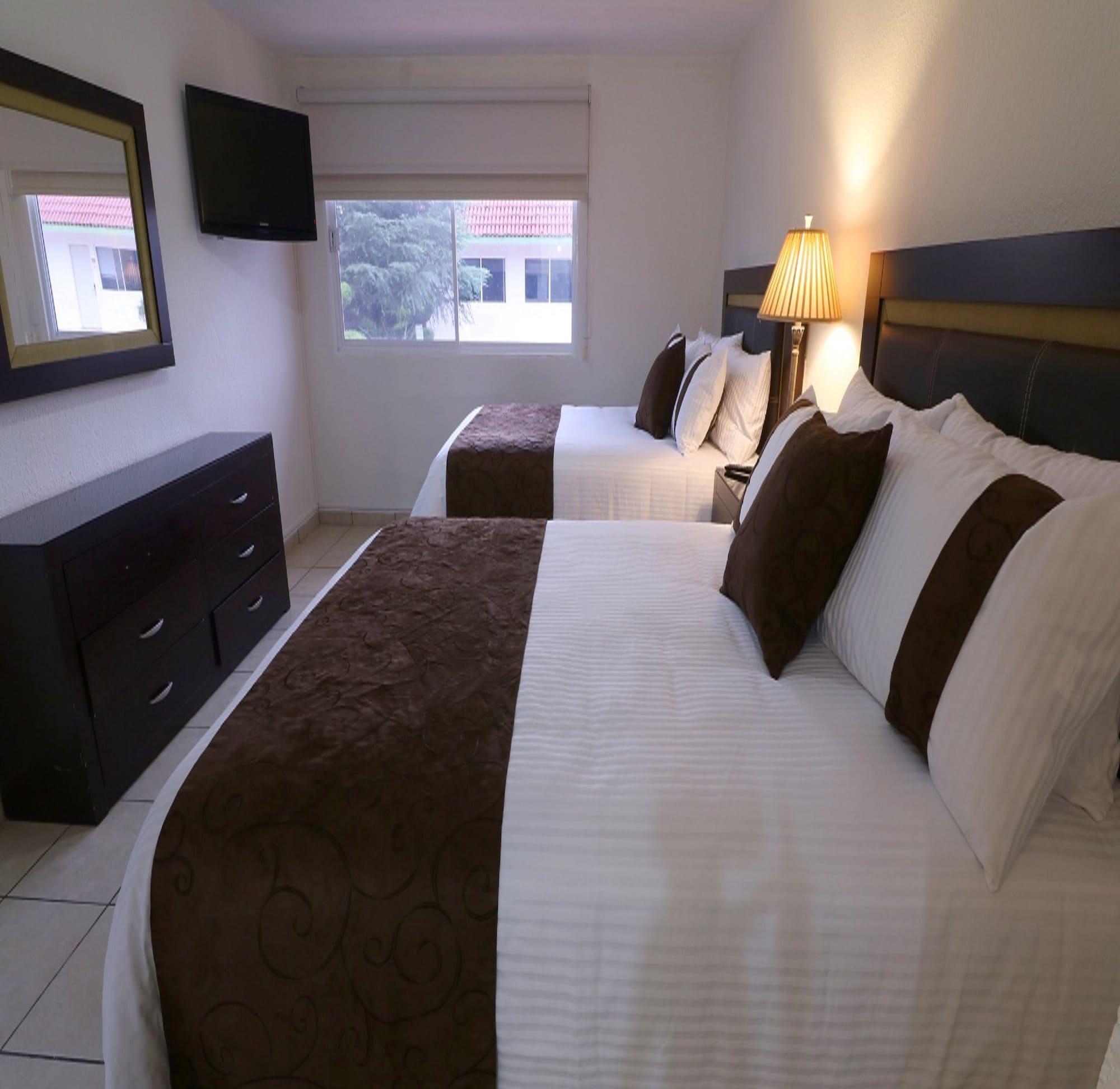 Mision Express Saltillo Exterior foto